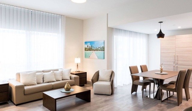 COSTA HOLLYWOOD PRIVATE SUITES - D