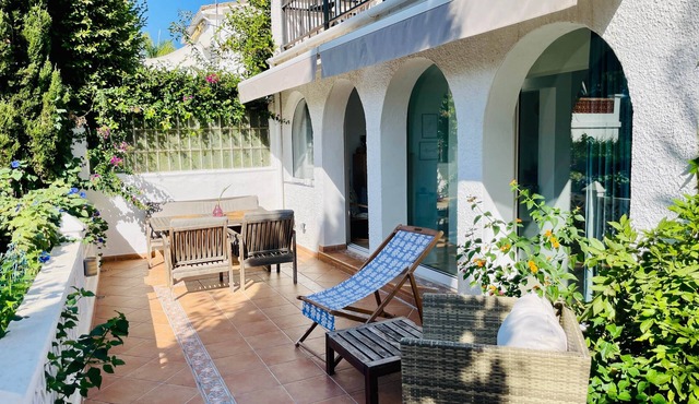 Costabella Beach House · Magnolia Marbella