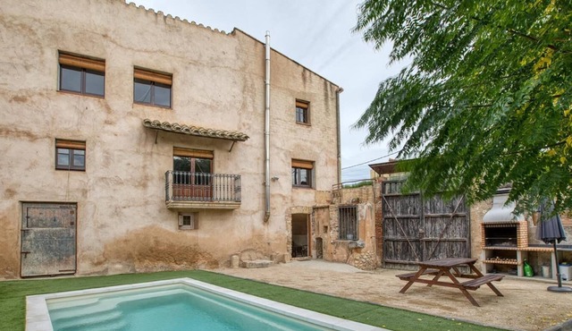 Costabravapartment Can Borrellet. pool, 8kms to Costa Brava