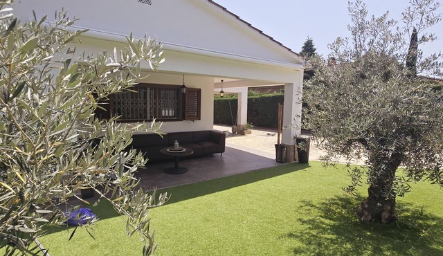 COSTABRAVASUITES VILLA CAN DUK
