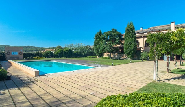Costabravaforrent Segalar 3, für 6, Gemeinschaftspool by Interhome