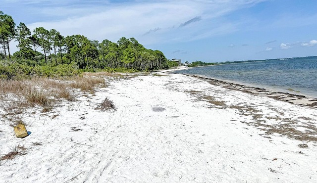 Costal Dreams 3BR/2.5BA located in Summer Camp