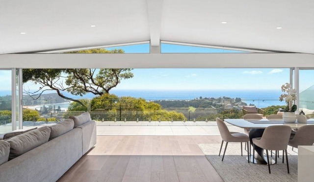 Costal Three-Storey Home with Panoramic Sea Views