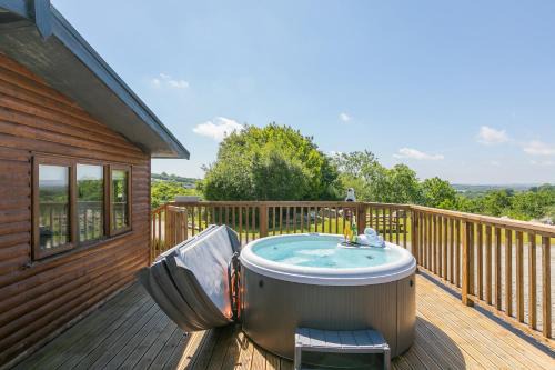 Costentyn, Tor Down Quarry