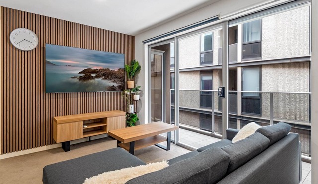 Cosy 1-Bed with Balcony in Trendy St Kilda