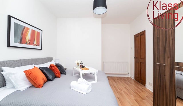 Cosy 1 bedroom apartment close to train station