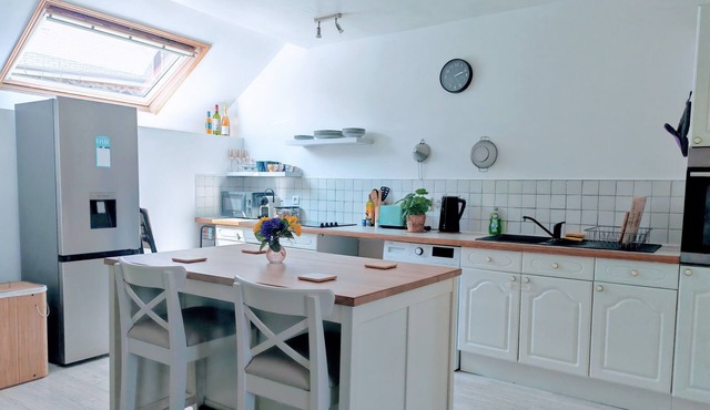 Cosy 1st floor loft apartment in the heart of Normandy