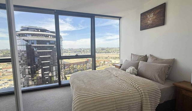 Cosy 2 bedroom apartment with pool, gym and sauna