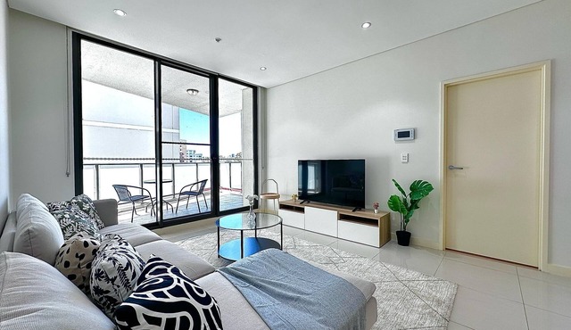 Cosy 2-Bedroom Apartment Homebush NSW