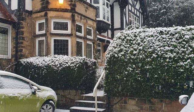 Cosy 2Bed Apartment near Roundhay Park