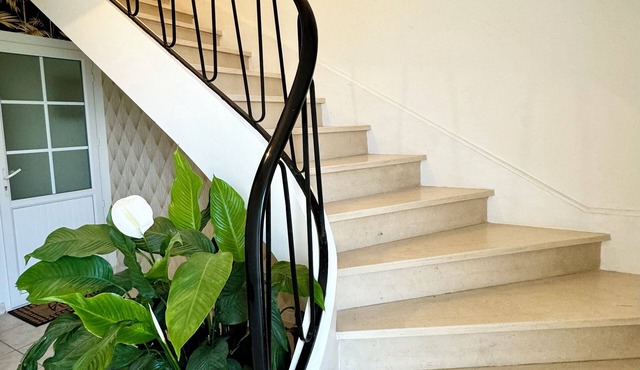 Cosy 3 bedrooms near bars and restaurants near medieval villages 5 min to Lot