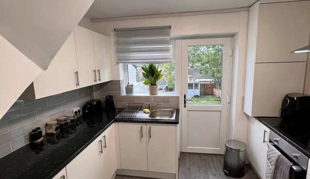 Cosy 3 Bedroom House in Rochester, close to the must see sights in Rochester