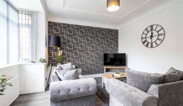 Cosy 3 Bedroom House in St Helens