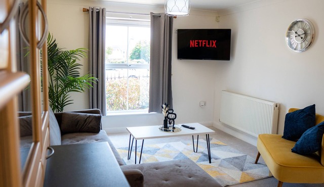 Cosy 5 Bed Property Minutes from the City Centre