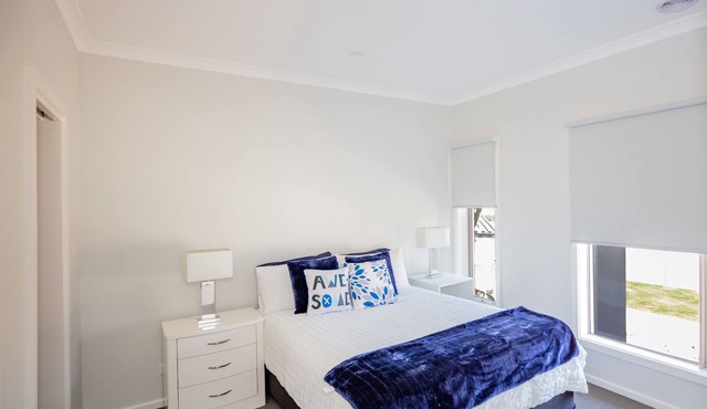 Cosy, Adorable Brand-New House