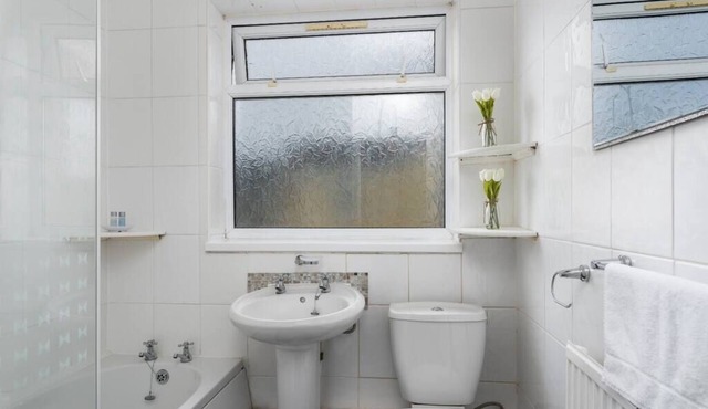 Cosy and Comfortable Stay - Swansea