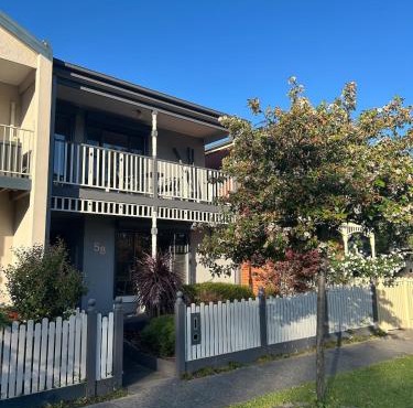 Cosy and convenient in Lynbrook