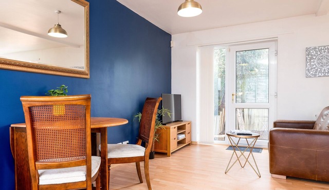 Cosy and Homely Annexe | Free Parking and Wi-Fi