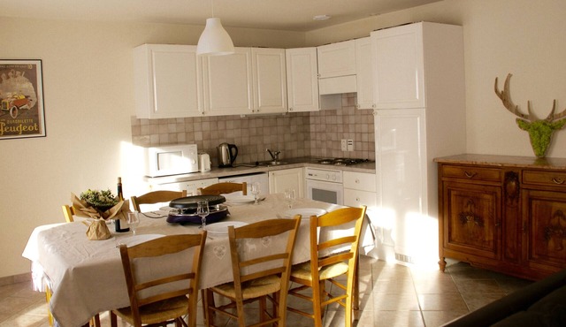 Cosy and spacious apartment, exceptional location, close to piste and village