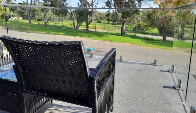 Cosy and stylish 4BR home with balcony over looking golf course!