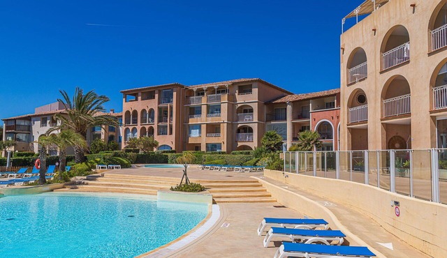 Cosy apartment for 6 guests with WIFI, pool, TV and terrace