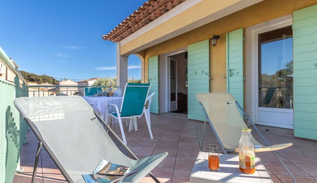 Cosy apartment for 4 people with WIFI, TV and terrace