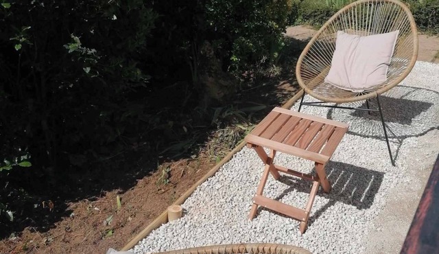 Cosy apartment 2 steps from the forest and 15 minutes from town.