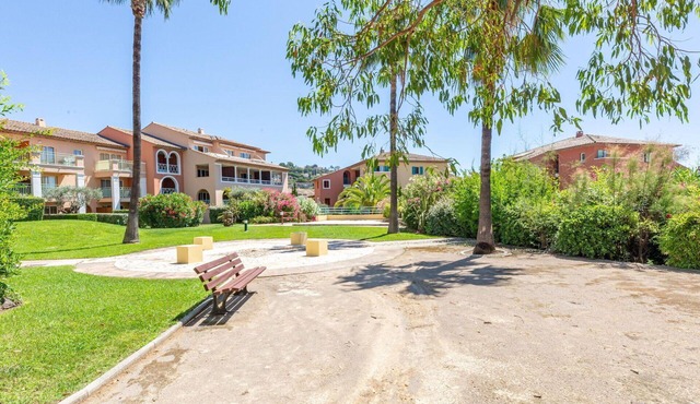 Cosy apartment for 4 people with WIFI, pool, A/C, TV and terrace