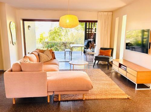 Cosy Apartment at Sebel Twin Waters Resort w Private Garden - 2 Mins Walk to Beach & River