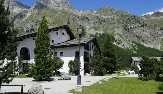 Cosy apartment for 4 guests with WIFI, TV, balcony and pets allowed