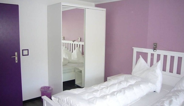 Cosy apartment for 7 people with TV, balcony, pets allowed and parking