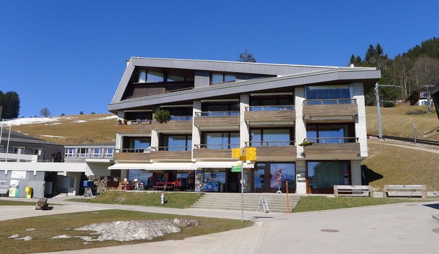 Cosy apartment for 3 people with WIFI, TV, balcony and panoramic view