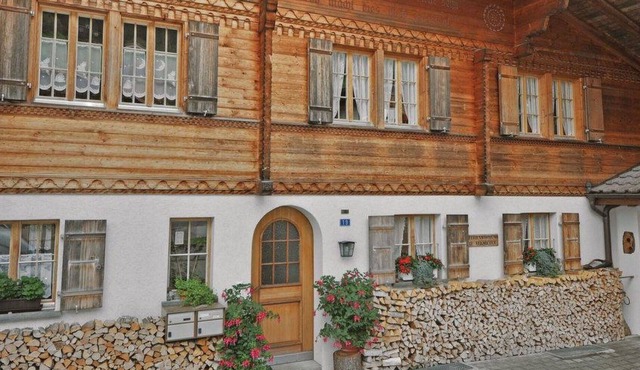 Cosy apartment for 2 guests with WIFI, TV, balcony and parking