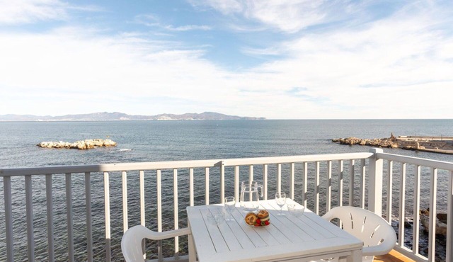 Cosy apartment for 2 guests with TV, balcony and panoramic view