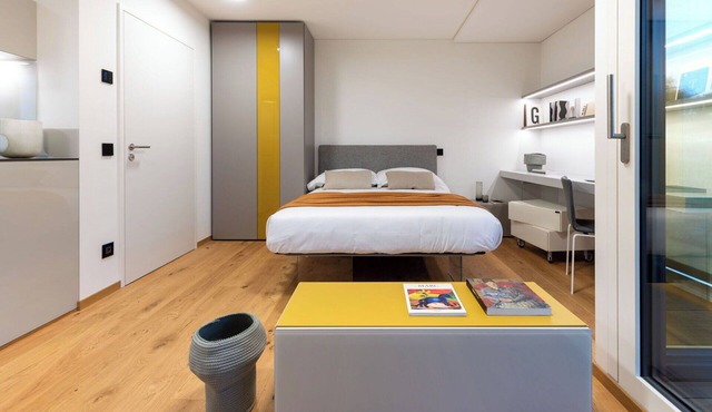 Cosy apartment for 2 people with A/C, WIFI, TV, balcony and panoramic view