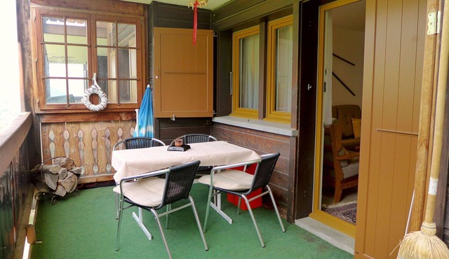 Cosy apartment for 4 people with WIFI, TV, balcony, pets allowed and panoramic view