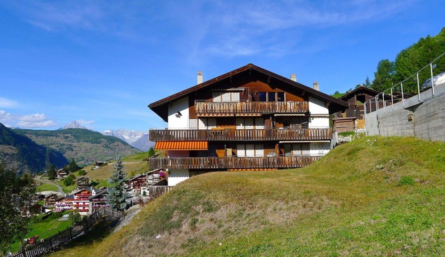 Cosy apartment for 4 people with WIFI, TV, balcony and panoramic view
