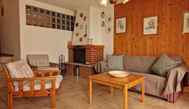 Cosy apartment for 4 people with WIFI, TV, patio and panoramic view