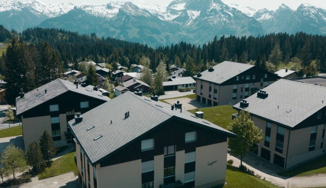 Cosy apartment for 4 people with WIFI, TV, balcony, pets allowed and parking