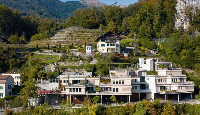 Cosy apartment for 5 people with WIFI, TV, balcony and parking