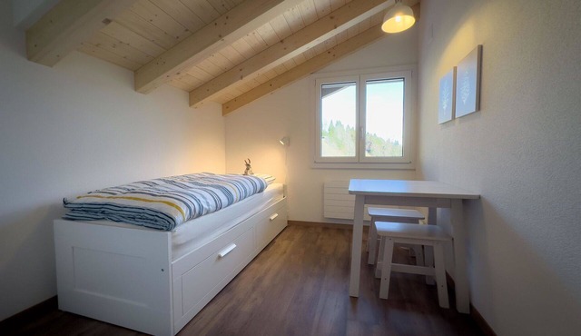 Cosy apartment for 6 people with WIFI, TV and balcony