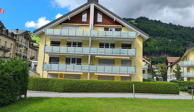 Cosy apartment for 6 guests with WIFI, TV and balcony