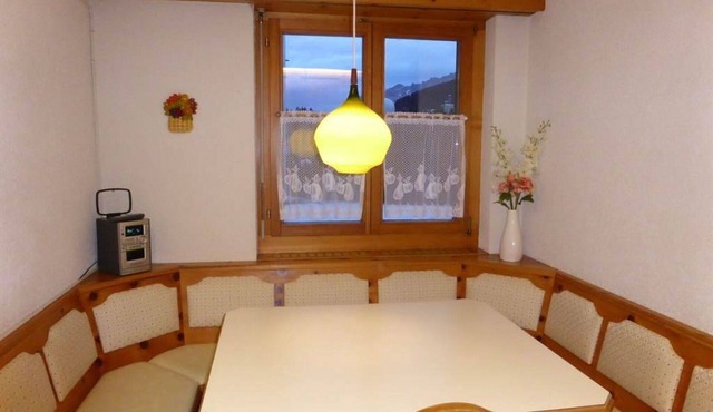 Cosy apartment for 6 guests with WIFI, TV and balcony