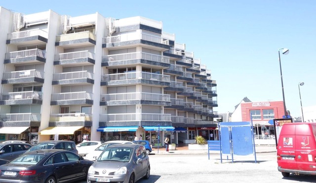 Cosy apartment for 6 guests with WIFI, TV, terrace and parking