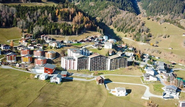 Cosy apartment for 6 people with WIFI, pool, TV, balcony and panoramic view