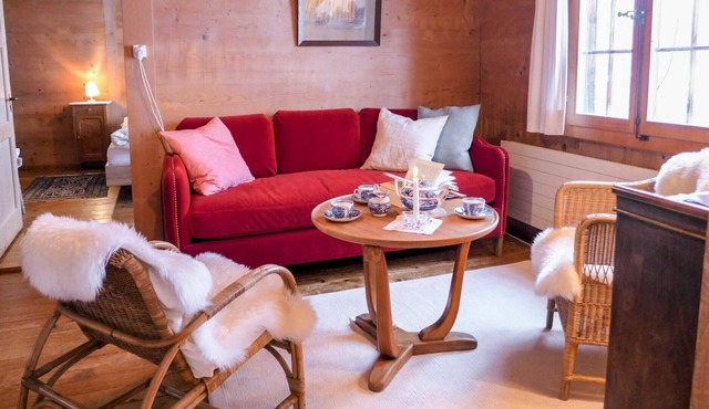 Cosy apartment for 6 people with WIFI, patio, panoramic view and parking