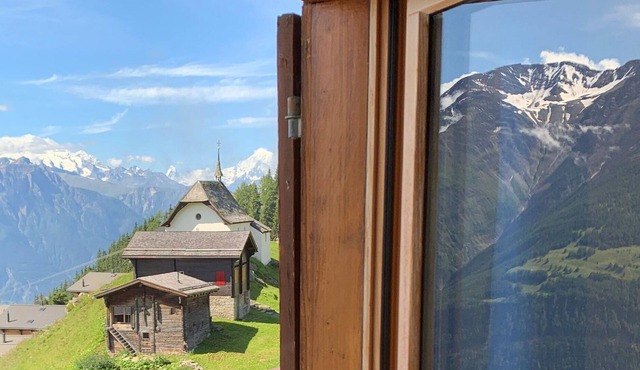 Cosy apartment for 4 guests with WIFI, TV and balcony