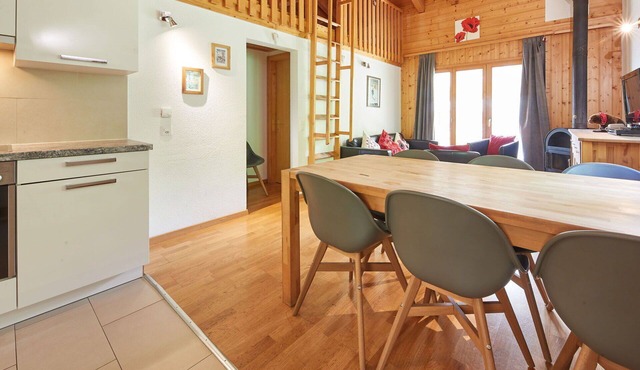 Cosy apartment for 8 people with WIFI, TV, balcony and pets allowed