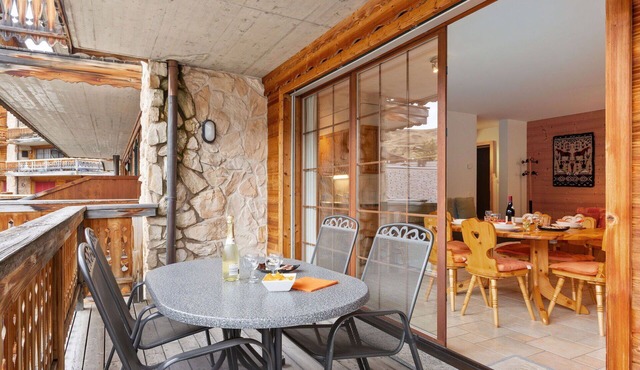 Cosy apartment for 4 people with WIFI, TV, balcony and pets allowed