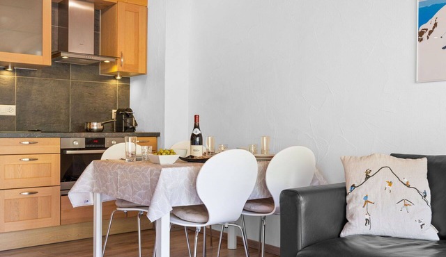 Cosy apartment for 3 people with WIFI, TV and balcony